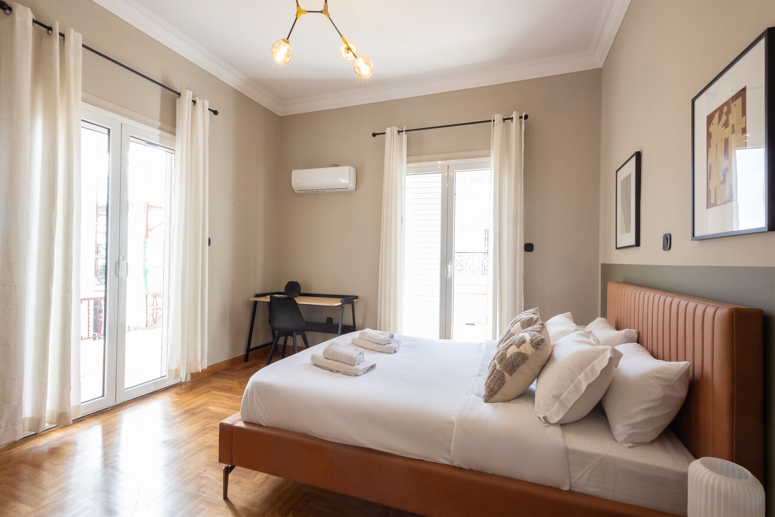 5 Schlafzimmer, Bügeleisen/Bügelbrett, kostenloses WLAN, Bettwäsche