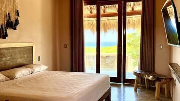 Familiehus, ved stranden | 6 soverom, skrivebord, skrivebord for bærbar PC og wi-fi (inkludert)