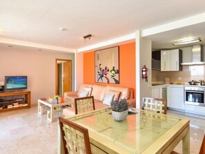 Villa, 3 soverom, terrasse | Innvendig