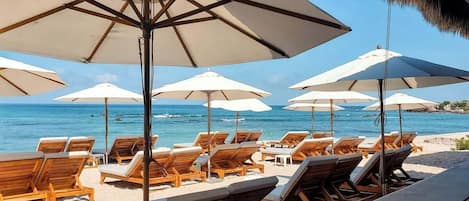 Beach nearby, beach towels