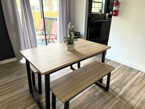 Dining - The Play & Stay Escape-Charming 2-bedroom apartment in the heart of San Antonio. (San Antonio)