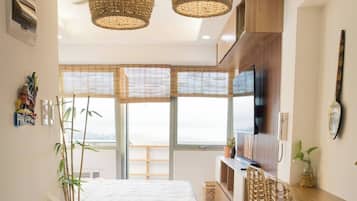 1 室のベッドルーム、セーフティボックス (室内)、アイロン / アイロン台、WiFi
