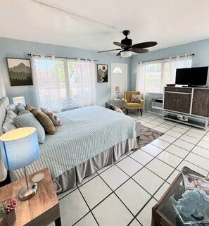 Unclassified image, 2 of 23, button