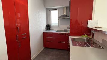 KylskÄp, mikrovÄgsugn, ugn och diskmaskin