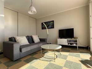 TV