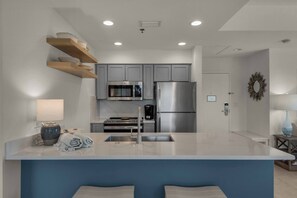 Fridge, microwave, oven, stovetop - Luau Rest a While... (2) Connecting condos that sleeps 8 in Luau, Tower 1! (MIRAMAR BEACH)