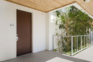 Property grounds - ~2 Br/ 2 Ba Stunning condo~ Resort w/ heated pool and hot tub! (Inlet Beach)