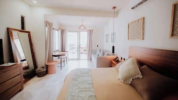 Superior Room, 1 Queen Bed with Sofa bed, Private Bathroom, Garden View | Premium bedding, down comforters, Select Comfort beds, laptop workspace