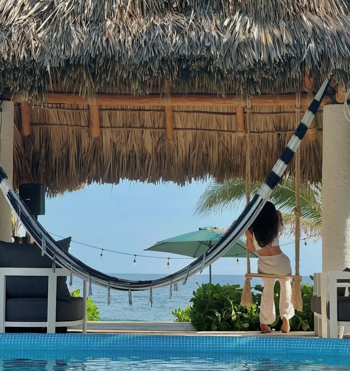 50-英寸智能电视 （配备数码频道）、加热地板