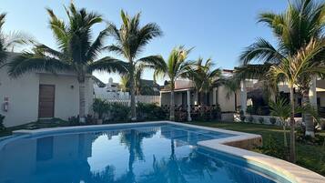 Piscina a l'aire lliure