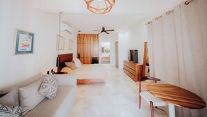 Kamar Superior, 1 Tempat Tidur Queen dengan tempat tidur Sofa, kamar mandi pribadi