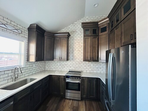 Charming 3-bedroom 5 min to Louisville close to Churchill Downs and expo center