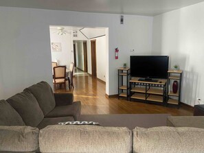 تلفزيون ذكي