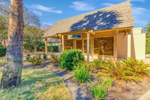 Exterior - MyStay at 1029 Caravel Ct | Harbour Town Villa with Lighthouse Views and Pool! (Hilton Head Island)