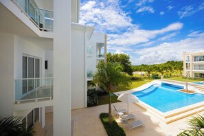 Pool - Luxurious and Spacious Apt In Front of Hard Rock, Punta Cana (Punta Cana)