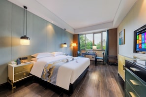 Comfort Double Room, City View | Down duvets, in-room safe, desk, laptop workspace - Longquan Jinsha Hotspring Hotel (Lishui)