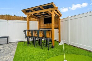 Property grounds - PCB Sleeps 22 • 2 Homes • 2 Pools • 2 Mini Golf (Panama City)