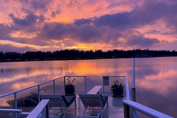 Beautiful sunset provided by one of our guests
