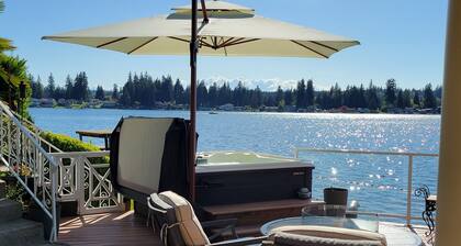 Unique Lake Goodwin Waterfront Cabin with Private Hot Tub and Boat Moorage