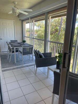 Interior - Experience the Rare Opportunity to Rent this Stunning, 2-bedroom, 2-bathroom Condo! (Naples)