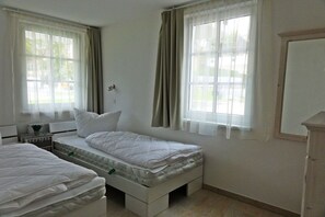 2 bedrooms, Internet