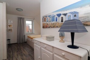 2 bedrooms, free WiFi