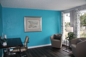 المنشأة من الداخل