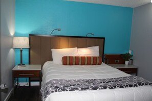 1 chambre, bureau, fer et planche à repasser, Wi-Fi