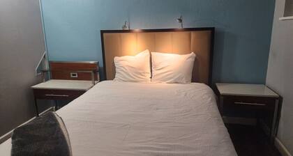 Boutique Naval Suites 228