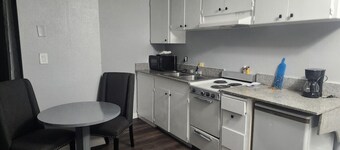 Boutique Naval Suites 228