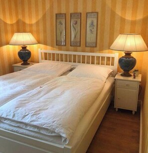 2 habitaciones, tabla de planchar con plancha y wifi gratis 