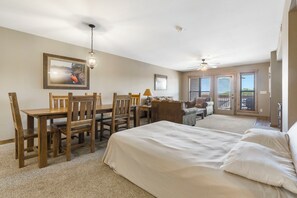 1 chambre, fer et planche à repasser, accès au Wi-Fi (inclus)