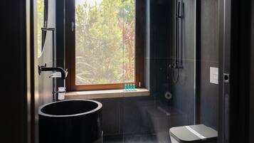 Doccia, asciugacapelli, bidet, asciugamani