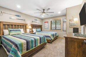 3 chambres, fer et planche à repasser, Wi-Fi gratuit, draps fournis