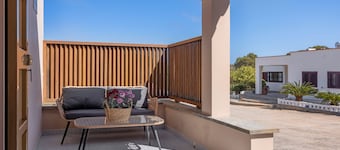Holiday Home 'Ca N'Alicia Des Bosch' with Mountain View, Private Terrace and Wi-Fi