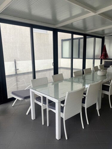 Appartement 'Aguiar' avec vue sur les montagnes, Wi-Fi et climatisation