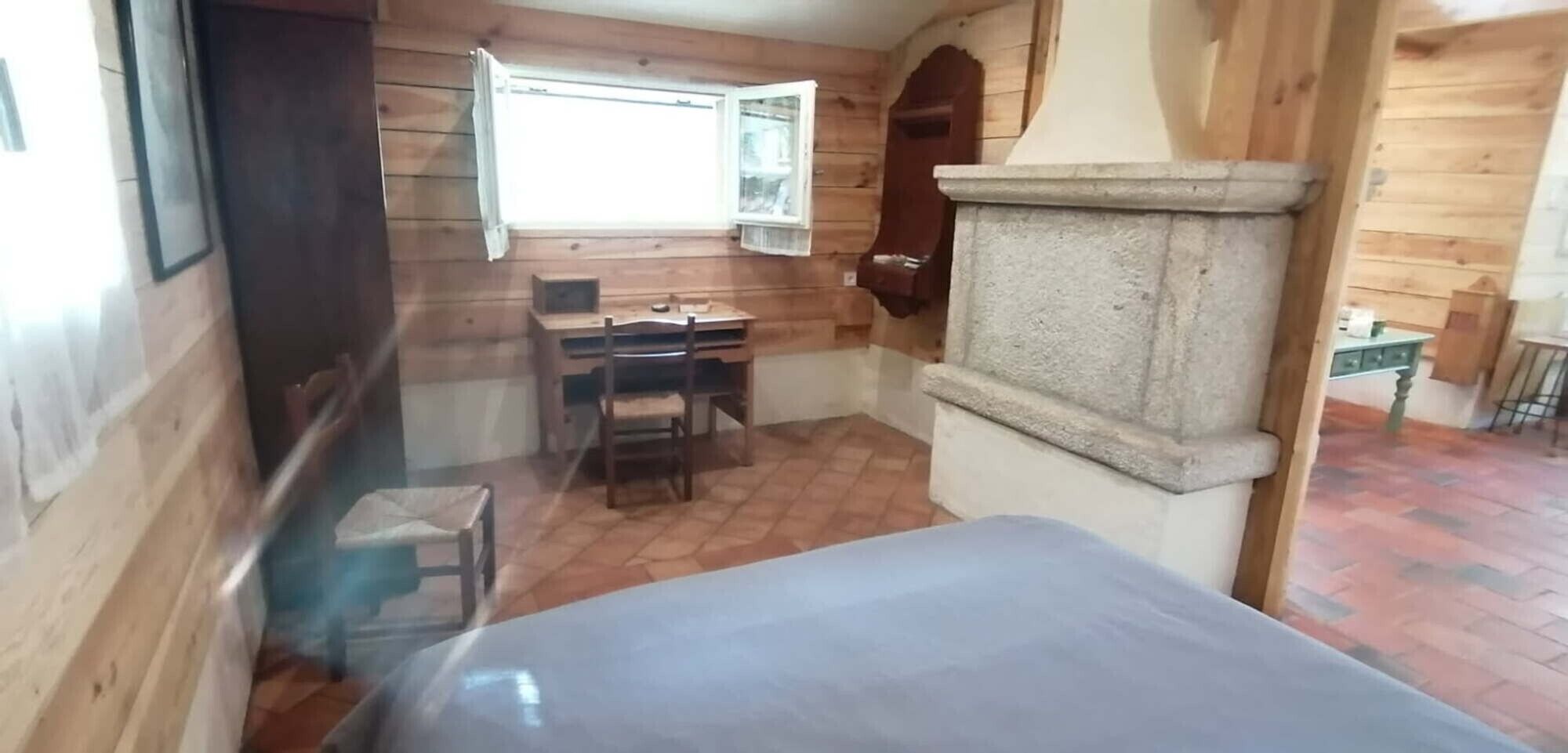 1 chambre, draps fournis, accès pour personnes à mobilité réduite