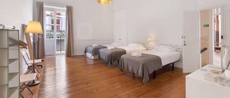 1 bedroom, free WiFi, bed sheets