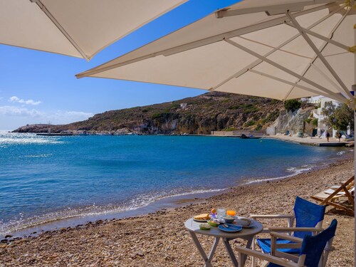 Appartement 'Echinousa Kimolos Maisonette no4' avec vue mer, Wi-Fi et climatisation