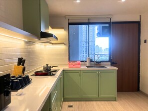 Fridge, microwave, stovetop, electric kettle