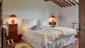 3 habitaciones, wifi gratis y ropa de cama