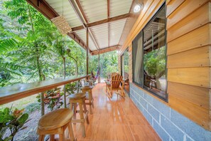 Terrace/patio - Colibri Cabin (La Fortuna)