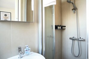 Haartrockner, Handtücher