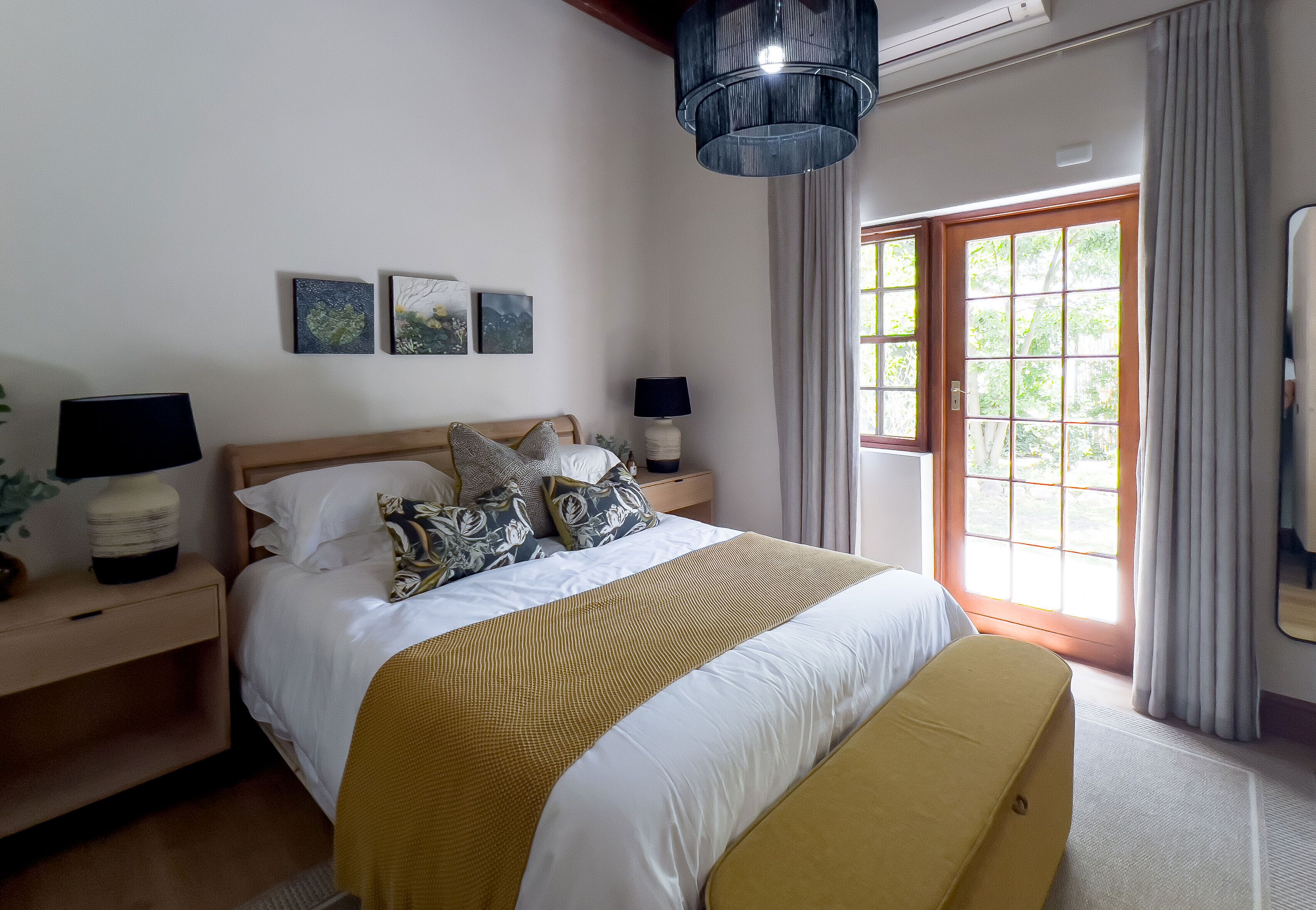Luxury Double or Twin Room, Garden View | In-room safe, laptop workspace