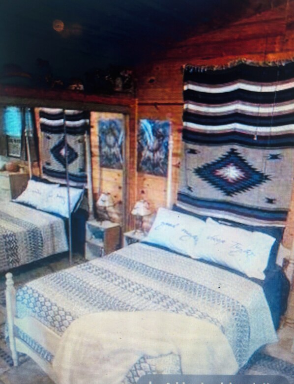 1 chambre, fer et planche à repasser, draps fournis