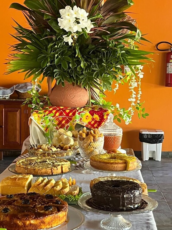 Tägliches inbegriffenes Frühstücksbuffet