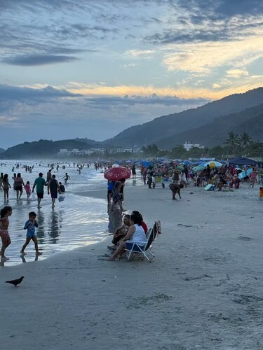 Praia Grande - Right on the sand (30 meters from the shore)