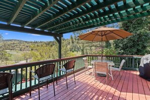 تناول الطعام بالخارج