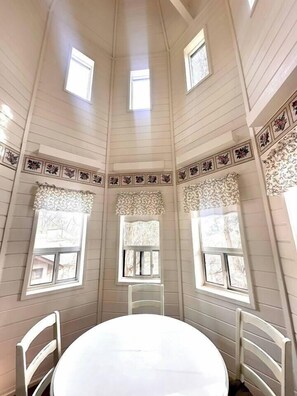 تناول الطعام