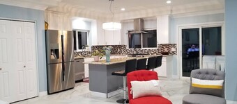 Entire Cozy Home with Enclosed Patio Near Disneyland